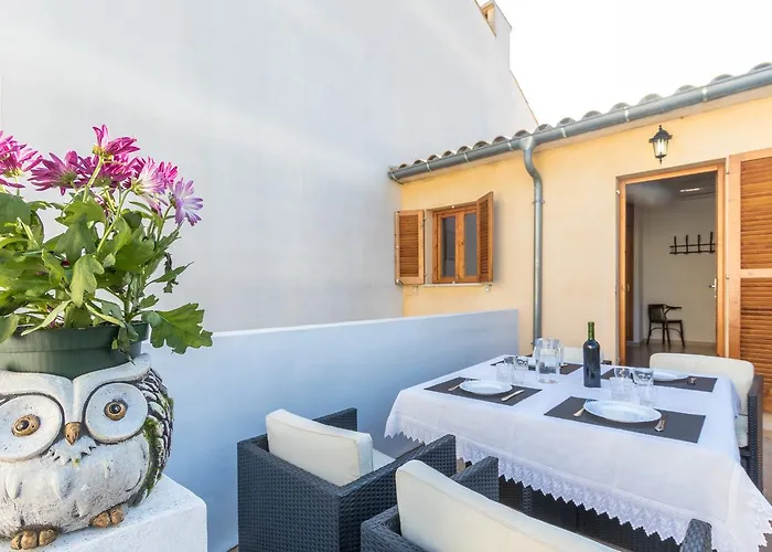 Bewitched Granny's House Hébergement de vacances Pollença